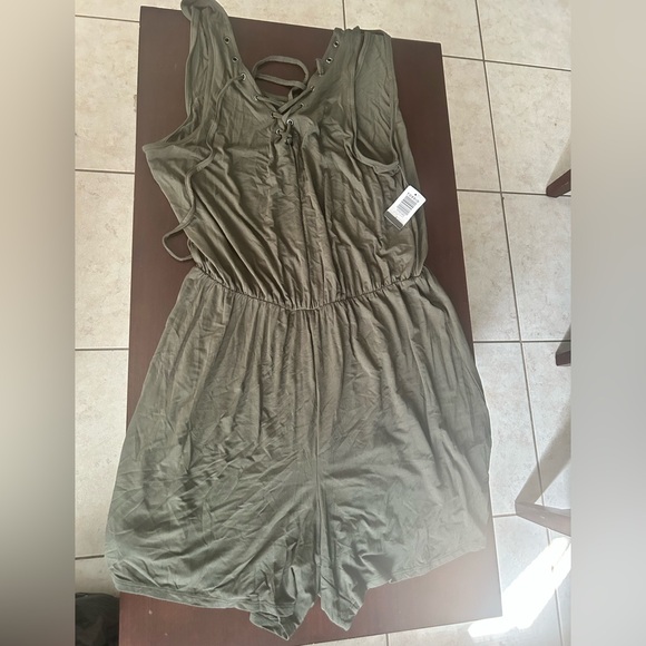 Torrid Olive Green Jumpsuit - Picture 1 of 4